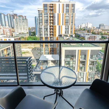 Petrovdom 85-141-122-38 Apartments In The Rc "French Quarter" Kiev Extérieur photo