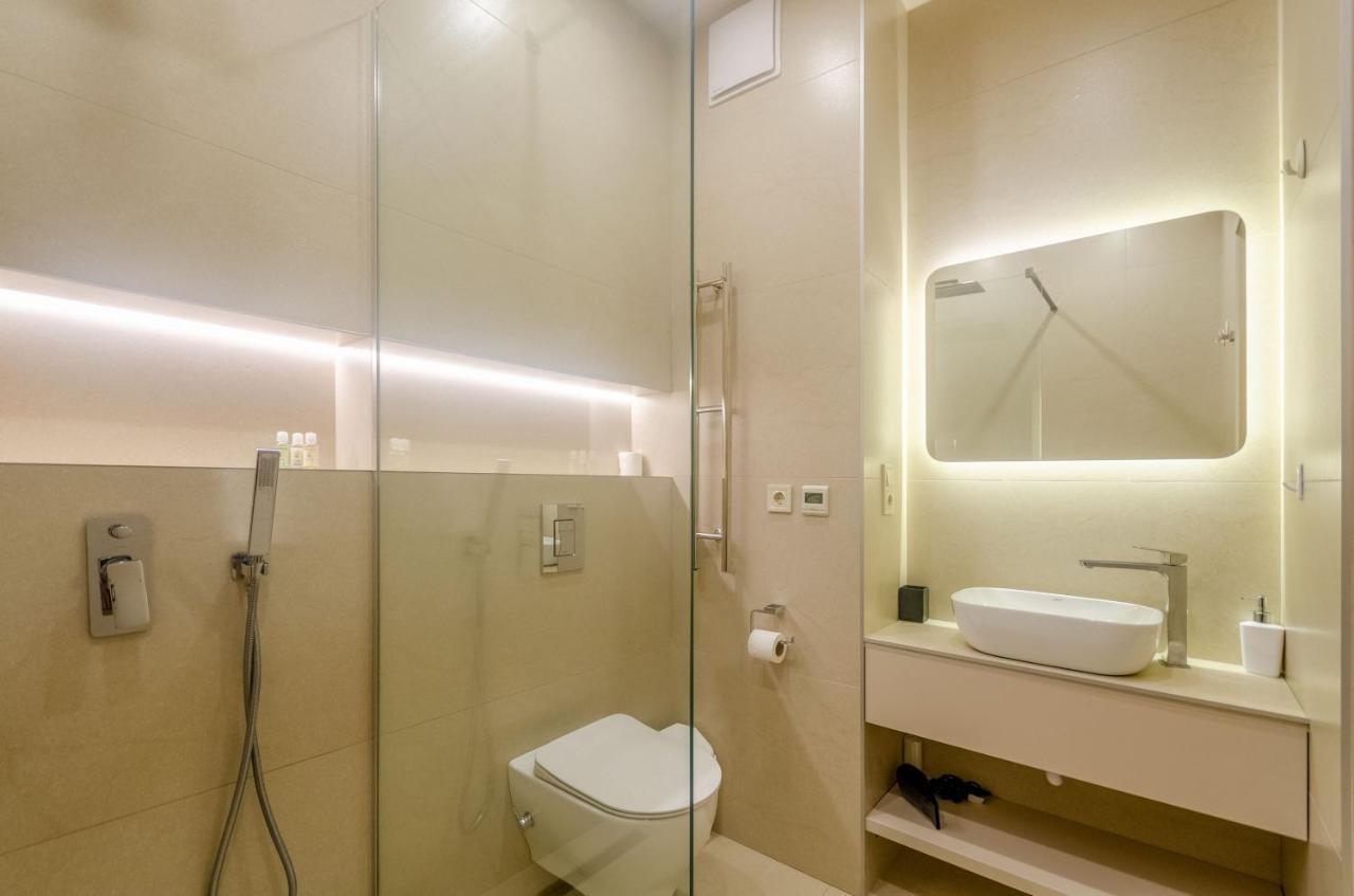 Petrovdom 85-141-122-38 Apartments In The Rc "French Quarter" Kiev Extérieur photo