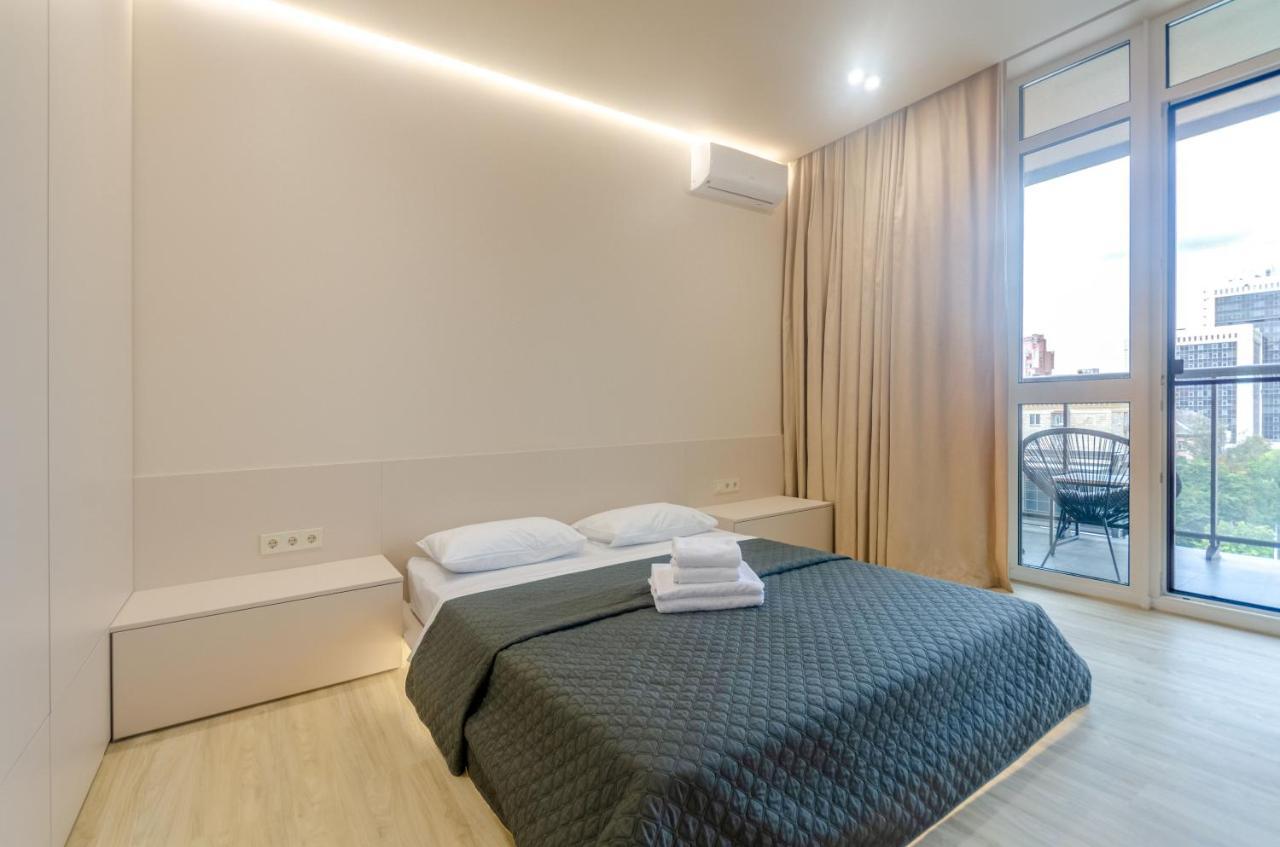 Petrovdom 85-141-122-38 Apartments In The Rc "French Quarter" Kiev Extérieur photo