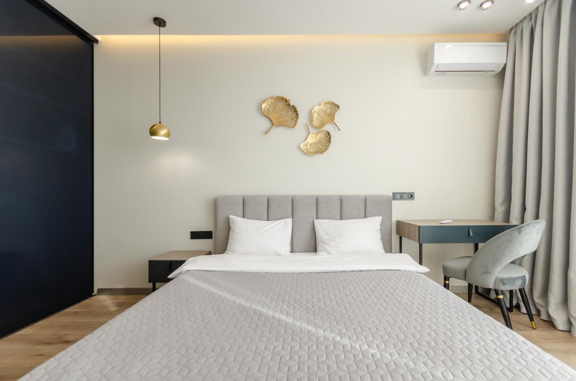 Petrovdom 85-141-122-38 Apartments In The Rc "French Quarter" Kiev Extérieur photo