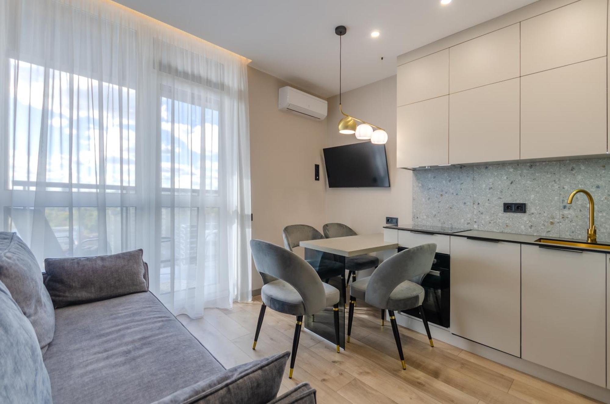 Petrovdom 85-141-122-38 Apartments In The Rc "French Quarter" Kiev Extérieur photo